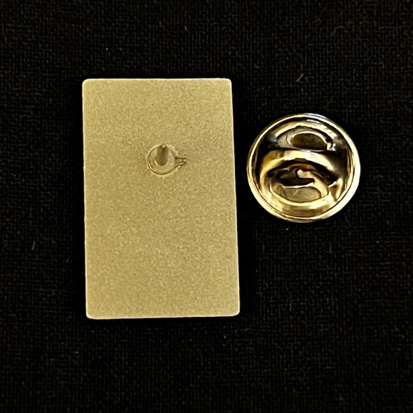 Balloon Lapel Pin - Picture 6 of 8